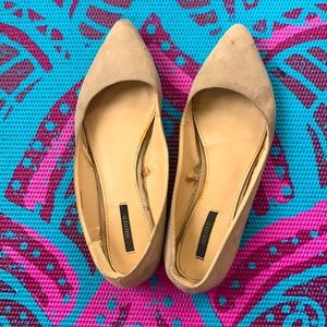Nude flats pointed toe size 8